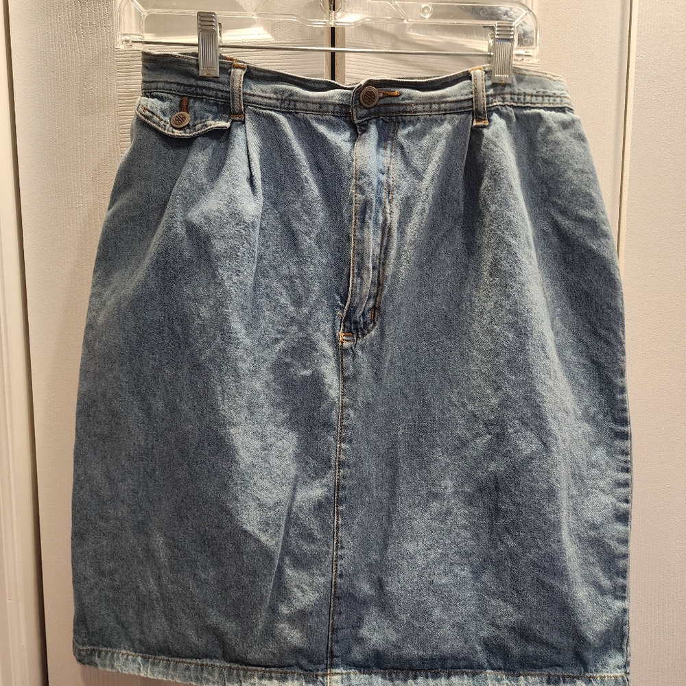 Bill Blass Denim Skirt lightweight blue sz14 with slit nwot